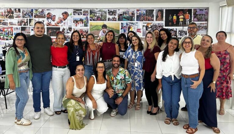 Profissionais de enfermagem de Ilhabela participam de formação em imunização