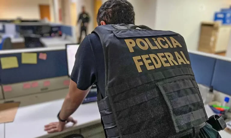 pf_reprime_esquema_de_lavagem_de_capitais_e_de_evasao_de_divisas_em_sp_e_em_sc