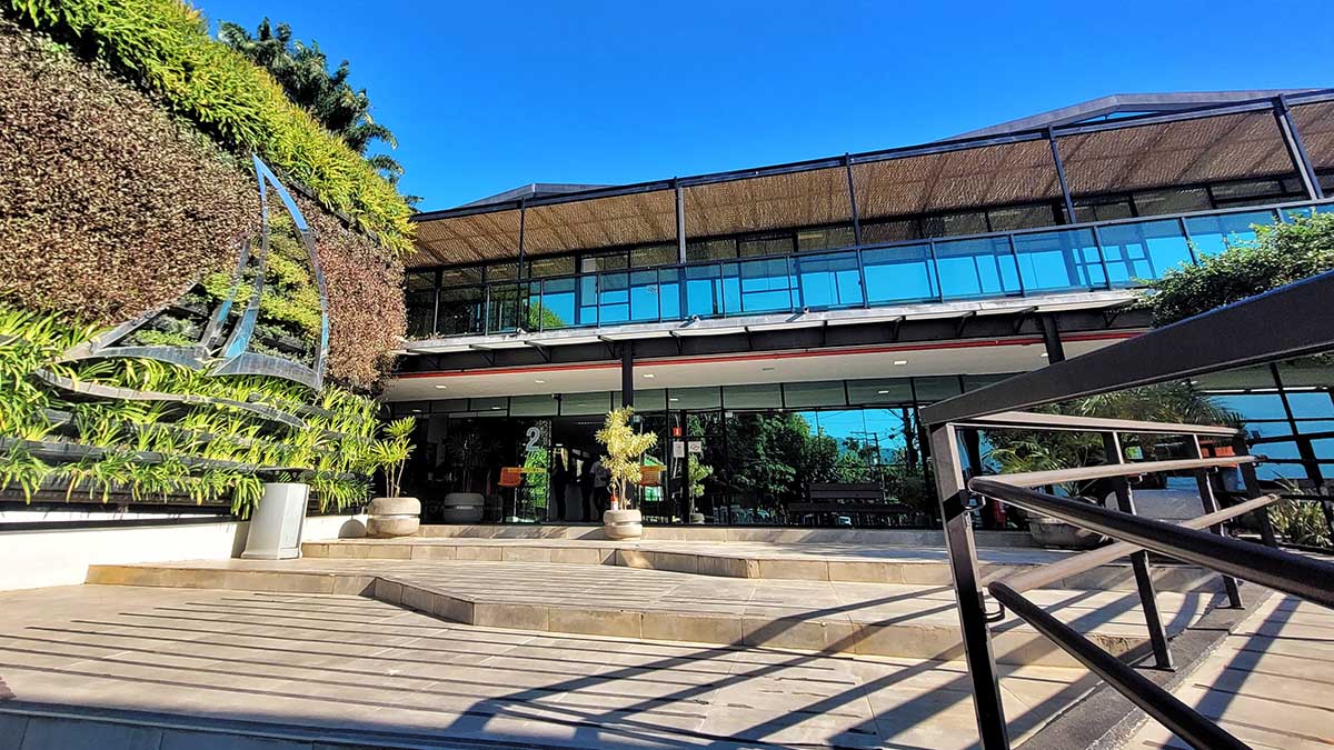 Pela 1ª vez em 20 anos, Ilhabela atrasa fornecedores diante da crise dos royalties